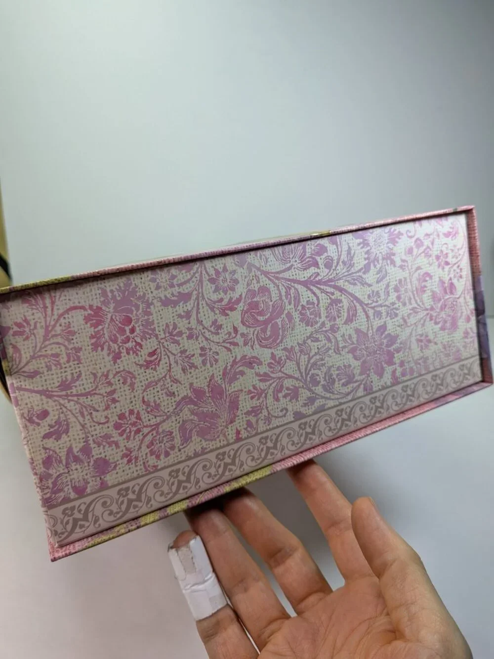 Susan Winget Botanical Gift Box Lot 3pc Lavender Book Hydrangea Peony